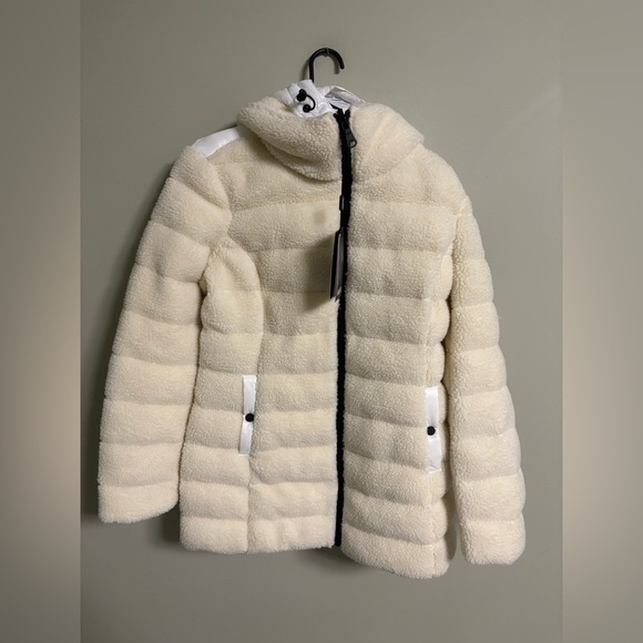 Pajar Canada YVAINE Size Medium Lightweight Puffer Jacket White Fleece New - Picture 2 of 10